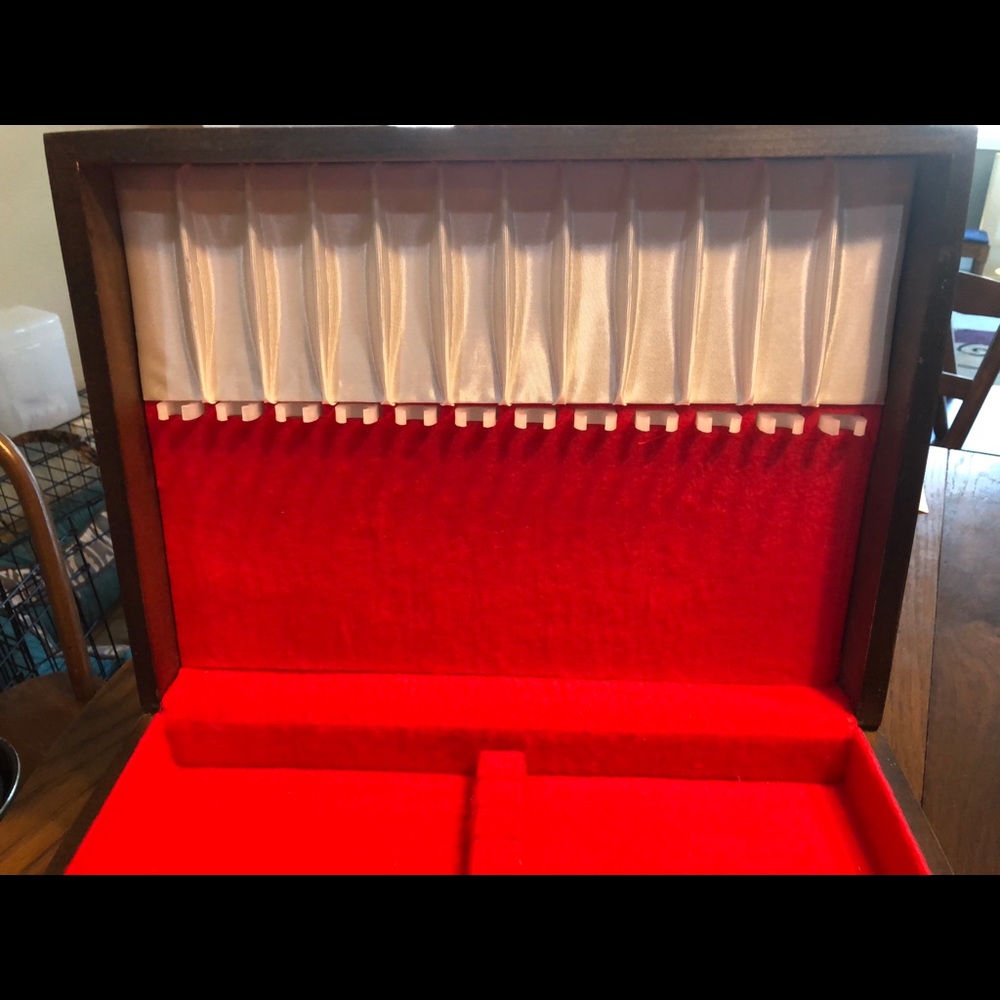 Flatware One Drawer Chest - Picture 4 of 6